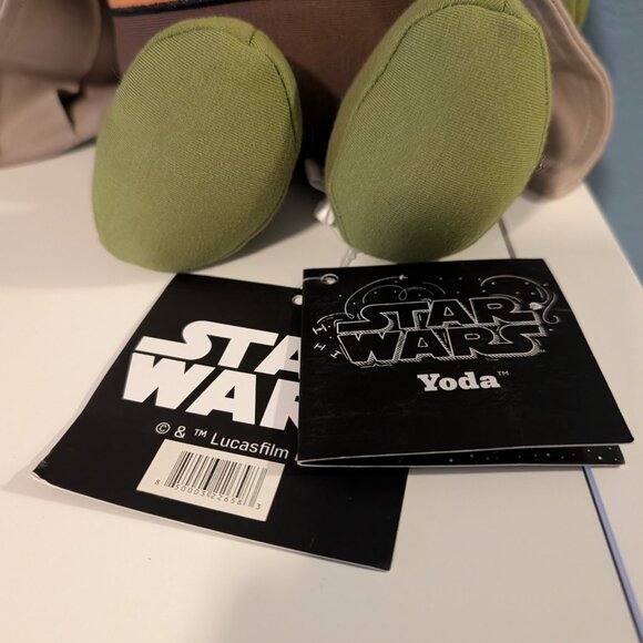 Plush Yoda Yogibo Star Wars Yoda Plush New 13" - Picture 6 of 6